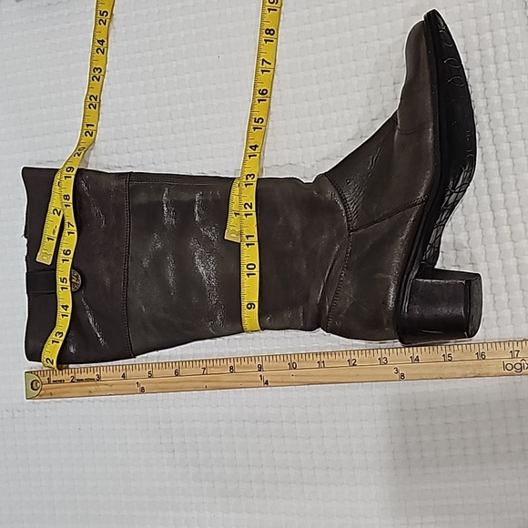 ELLUS Leather tall boots round toe zipper closure Size 6 rubber soles - Picture 12 of 13